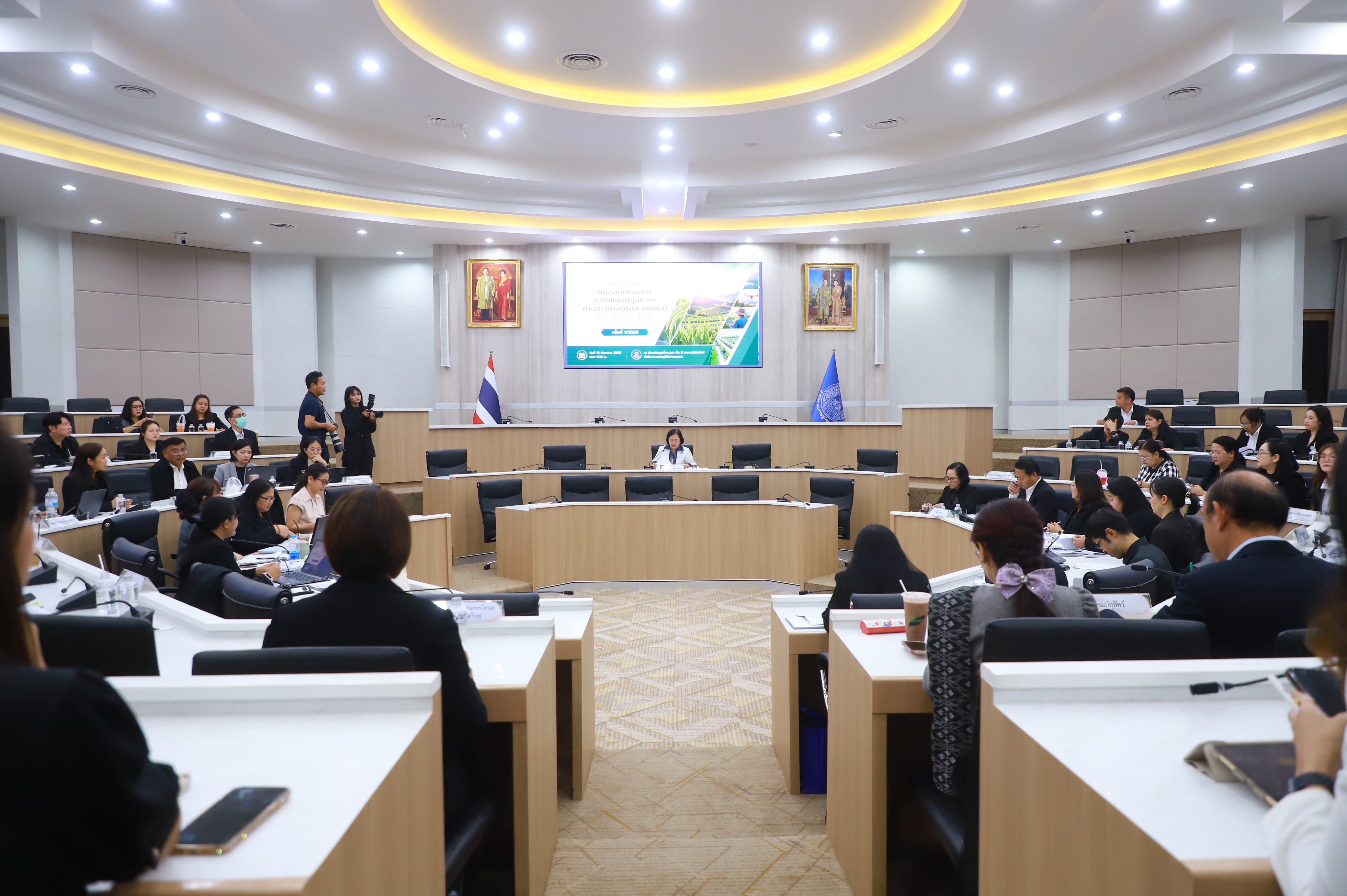 title - รองเลขาธิการ ส.ป.ก. ร่วมการประชุมคณะอนุกรรมการจัดทำแผนปฏิบัติการด้านการเกษตรและสหกรณ์ พ.ศ. 2571 - 2575 ครั้งที่ 1/2569
